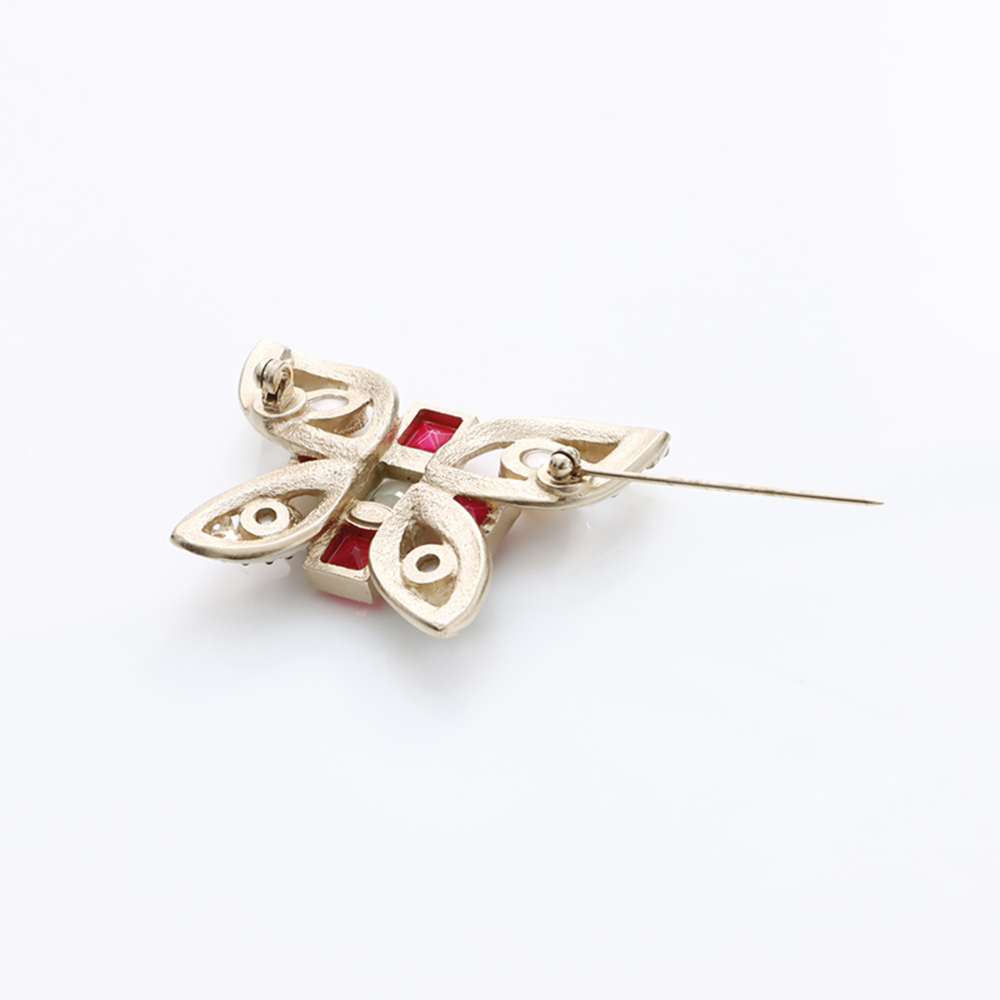 CHANEL Red Brooch - Picture 7 of 8